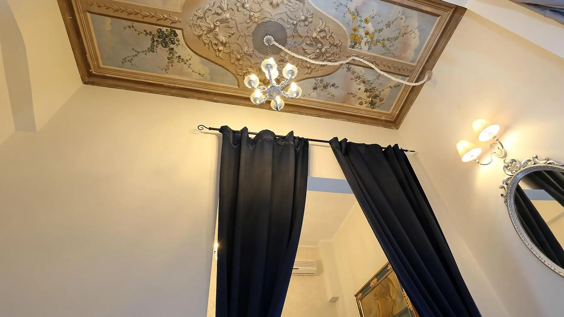 Liberty Rome Suites - Liberty Collection 2*,