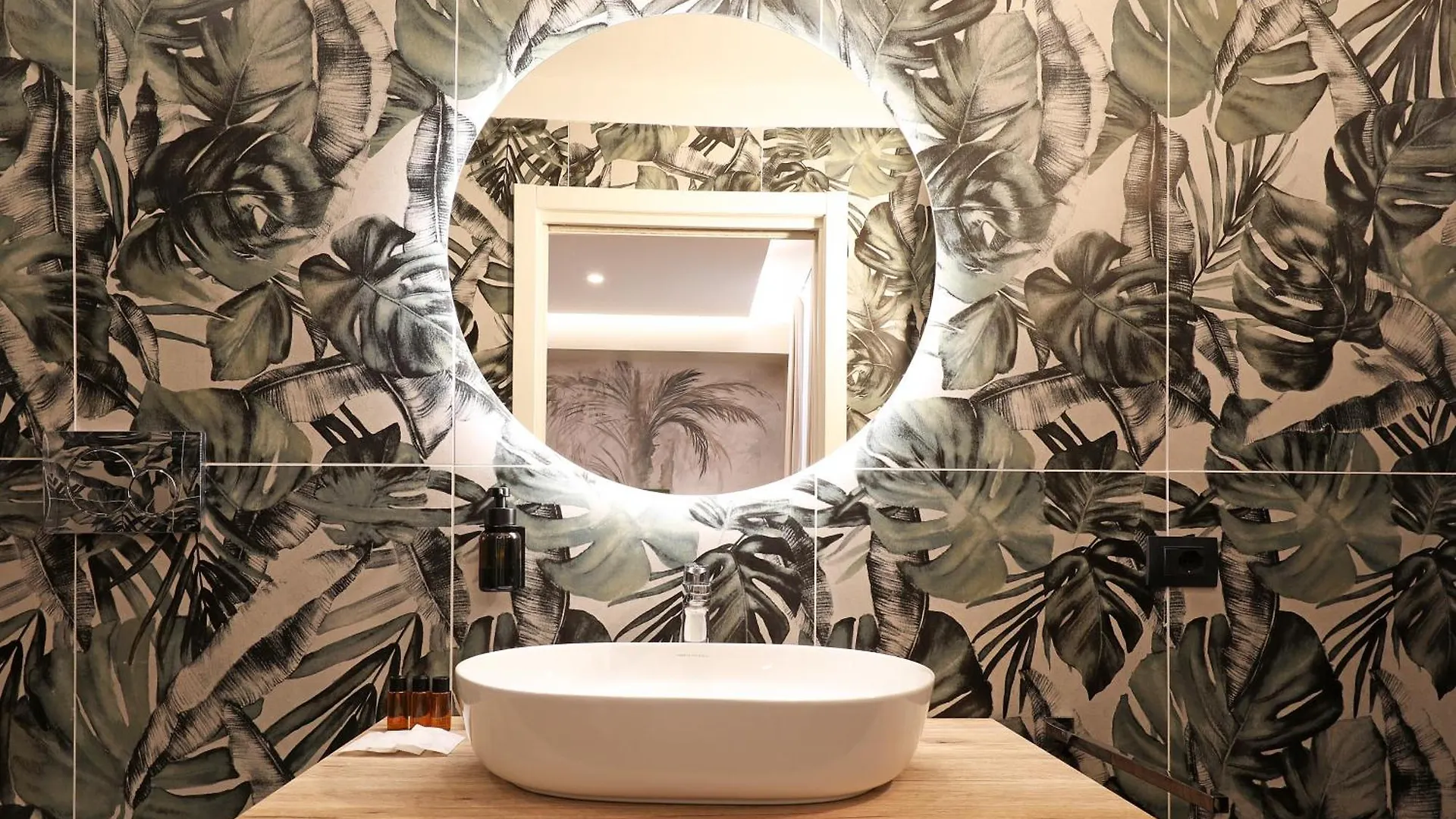 Liberty Rome Suites